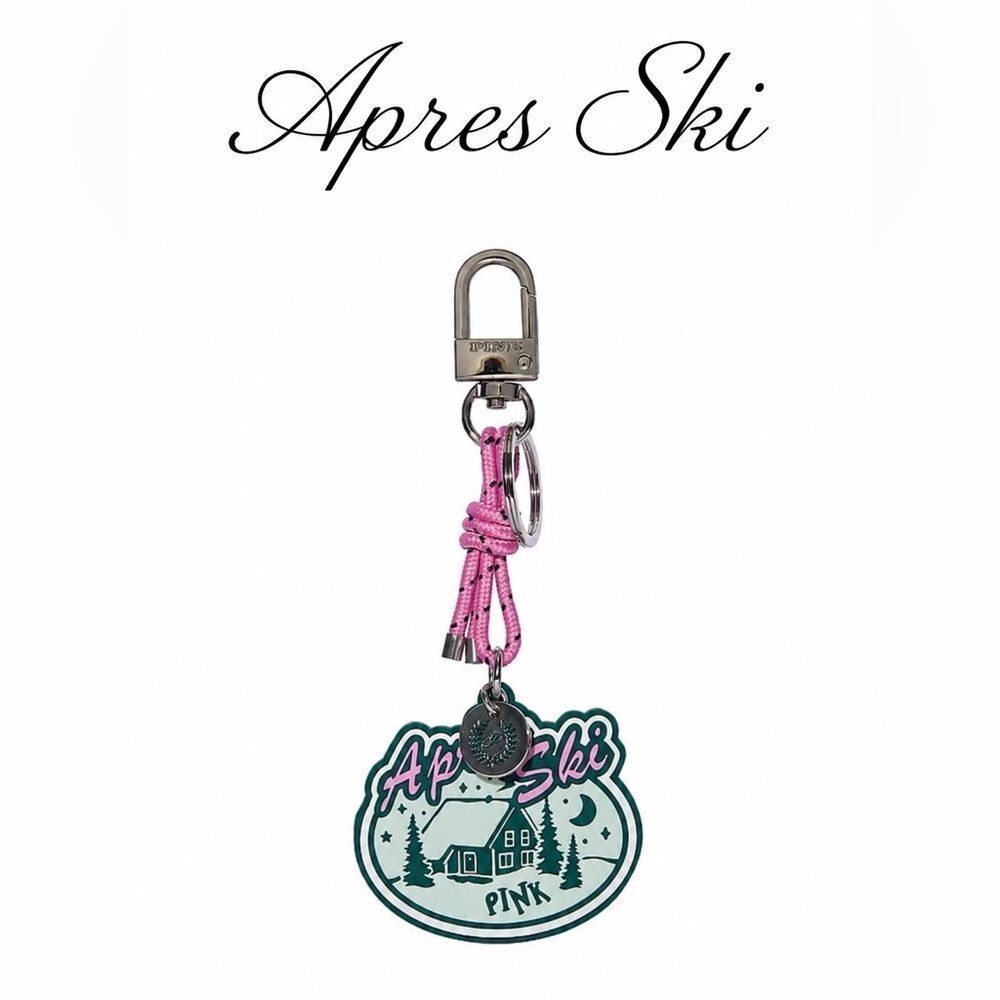 NWT VICTORIA SECRET PINK
MINT *APRES SKI* KEYCHAIN CHARM